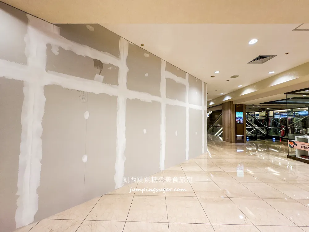 【台北福華大飯店2樓】最後改裝出清一件不留 ! 只到4/26~飯店寢具49元起 ! 枕頭399 ! 地址 : 台北市大安區仁愛路三段160號2樓