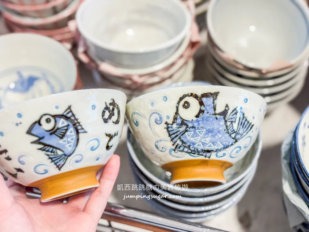 全台最大日本陶瓷特賣來了！碗盤只要3個100起~百元價直接搬整套 ! 地址 : 台北士林中正路310號(墊腳石正對面)