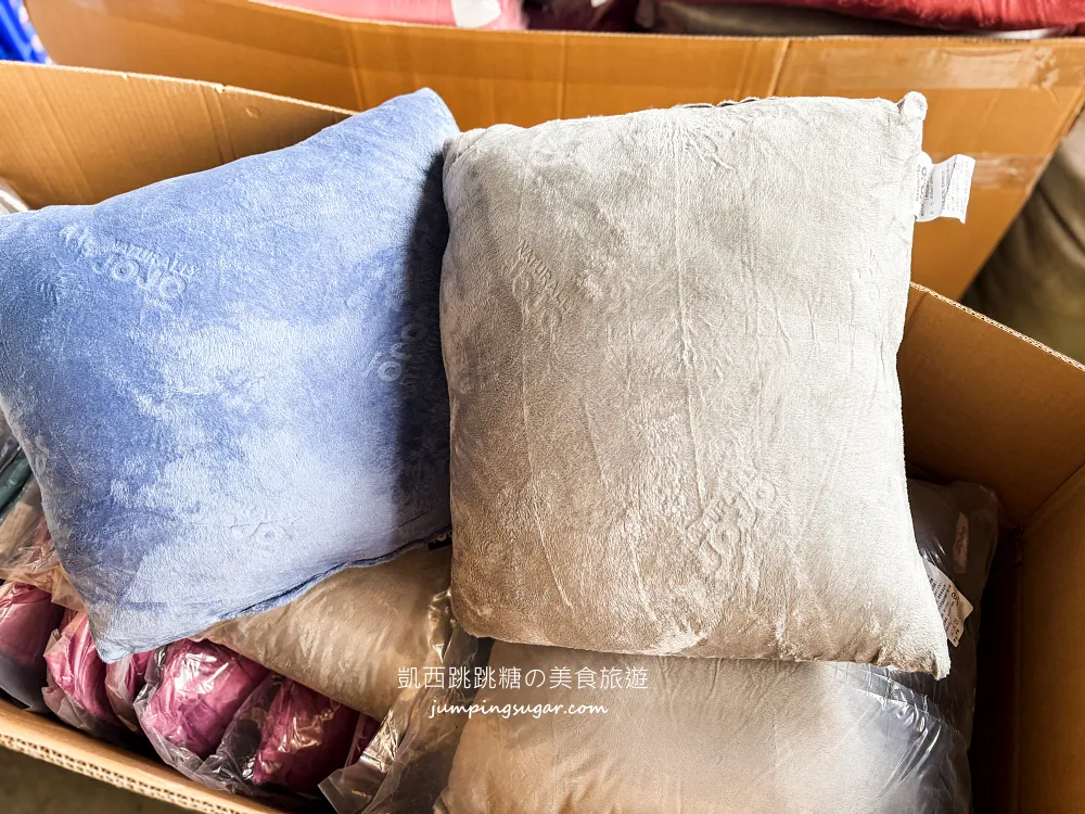 全台最便宜寢具特賣會曝光! 枕頭100起、床包200、羊毛被580、蠶絲被880、法蘭絨毯兩條100；只到2/15，地址 : 泰山區楓江路 46巷90號