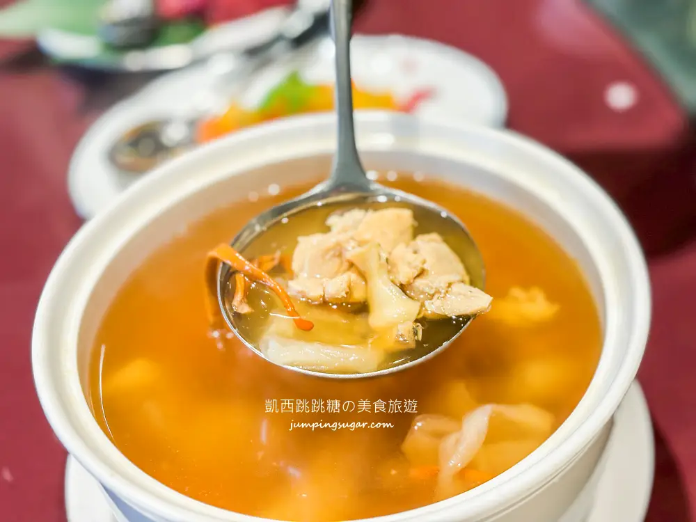 2026台北年菜推薦 ! 粵亮廣式料理，一桌只要5000元吃飯店合菜