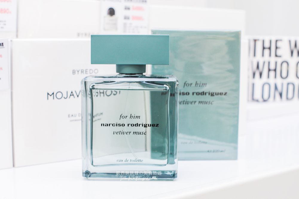 板橋小遠百名牌香水全面3折起！開幕慶滿額折600、名牌小香水買五送一；地址 : 板橋中山路一段152號(板橋小遠百一樓)