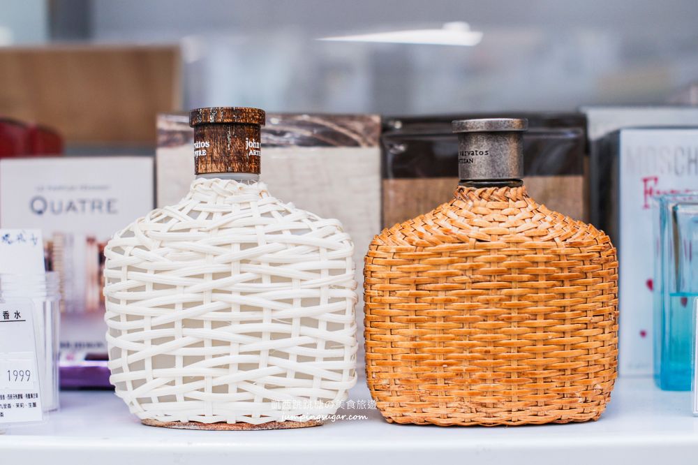 板橋小遠百名牌香水全面3折起！開幕慶滿額折600、名牌小香水買五送一；地址 : 板橋中山路一段152號(板橋小遠百一樓)