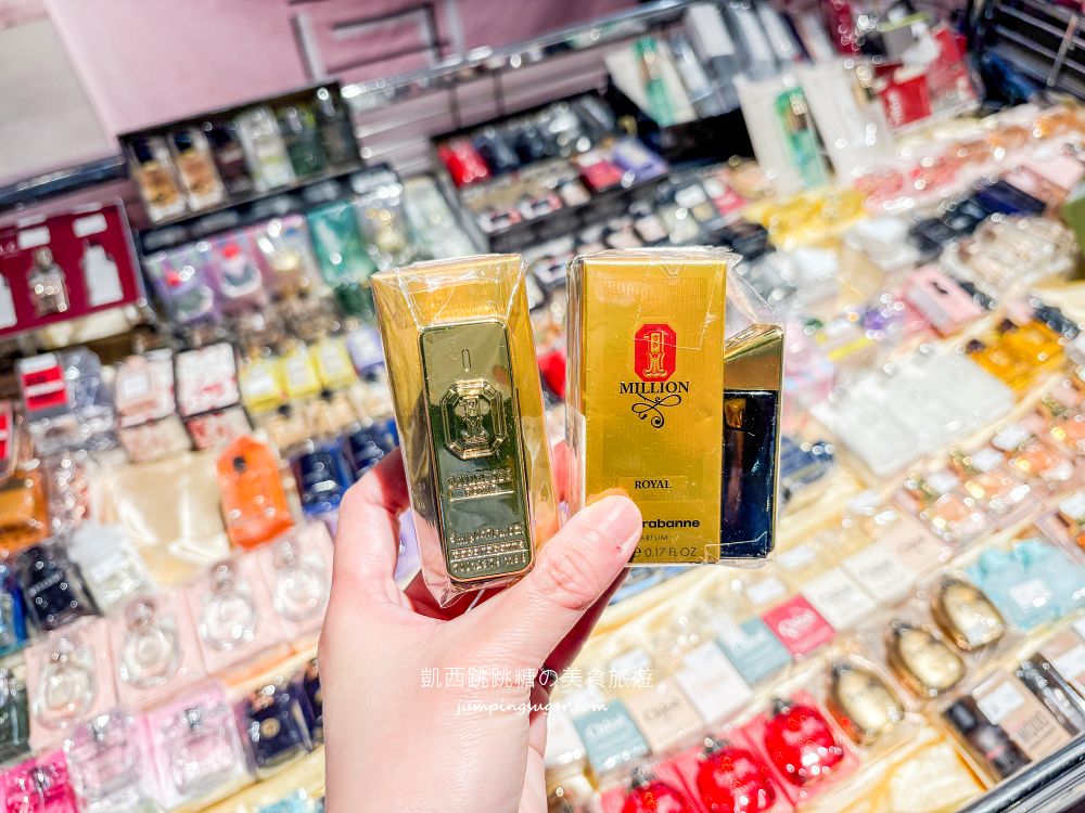 台北信義區香水快閃店登場！名牌Outlet全面下殺，限時至3/15 ；地址 : 信義區松高路11號(DREAM PLAZA地下2樓/統一阪急連通口)