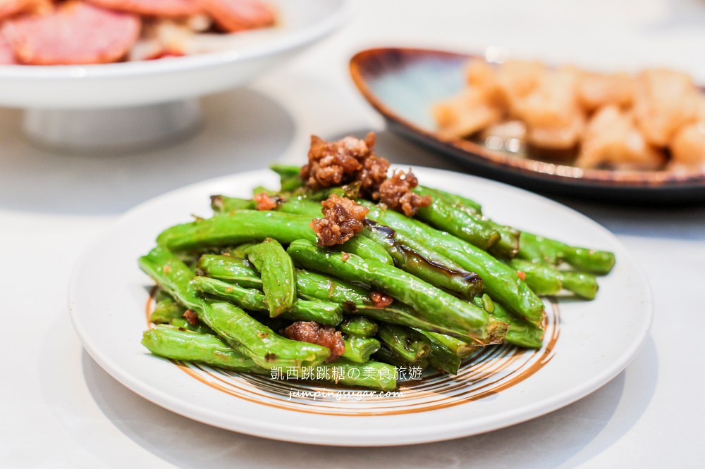漢來上海湯包 | 台北南港Lalaport新開幕美食，內行人必吃菜色推薦(菜單價錢)