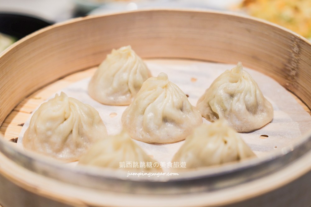 漢來上海湯包 | 台北南港Lalaport新開幕美食，內行人必吃菜色推薦(菜單價錢)