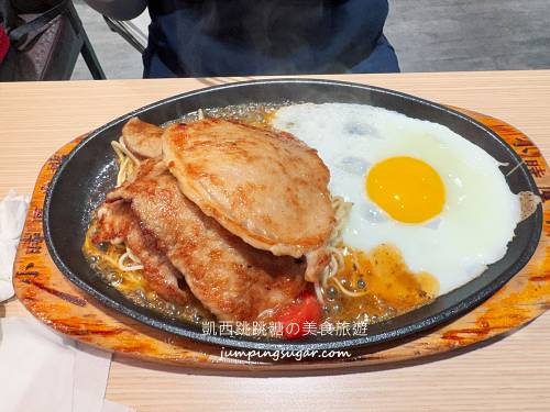 【彰化員林】小時厚牛排，自助吧吃到飽＋免費加麵CP值高(菜單價錢)