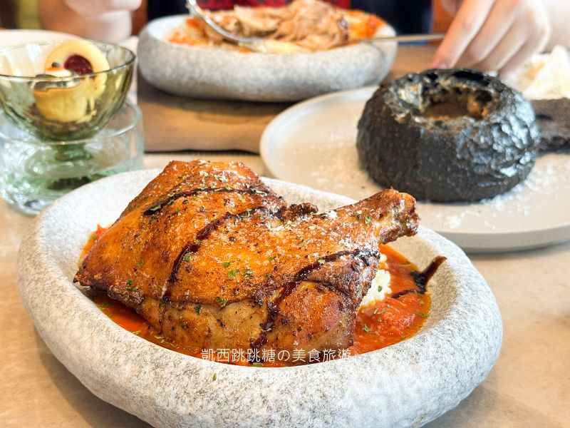 《暗黑破壞神》搬進台北飯店！電梯秒變傳送門、點餐要通關密語 (台北六福萬怡酒店7樓The Lounge)