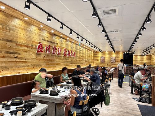 台北最強「六扇門」小火鍋！170元爽吃豆花、麻婆豆腐、自助吧吃到飽(菜單價錢)