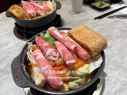 台北最強「六扇門」小火鍋！170元爽吃豆花、麻婆豆腐、自助吧吃到飽(菜單價錢)