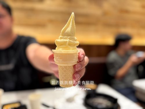 台北最強「六扇門」小火鍋！170元爽吃豆花、麻婆豆腐、自助吧吃到飽(菜單價錢)
