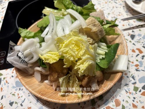 【內湖美食】泰滾 mini 值得吃嗎？氣氛比火鍋更吸引人 ! (菜單價錢)