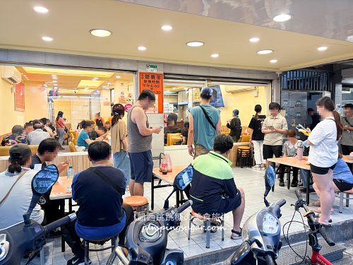 台北巨無霸炒麵只要120元 ! 新東羊羊肉料理專賣店，比便當還划算(菜單價錢)